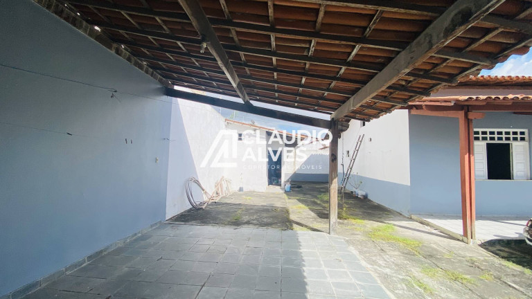 Imagem Casa com 5 Quartos à Venda, 200 m² em São João - Feira De Santana