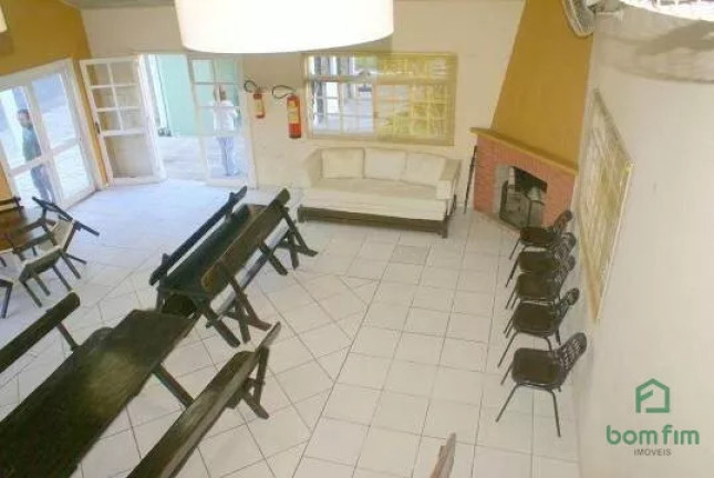 Imagem Casa com 2 Quartos à Venda, 80 m² em Tristeza - Porto Alegre Imagem Casa com 2 Quartos à Venda, 80 m² em Tristeza - Porto Alegre
