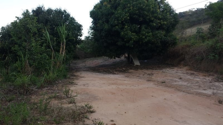 Chácara à Venda,  em Granjas Rurais Reunidas São Judas Tadeu - Taubaté