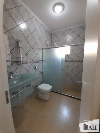 Imagem Casa com 3 Quartos à Venda, 212 m² em Jardim Flamboyant - Mirassol Imagem Casa com 3 Quartos à Venda, 212 m² em Jardim Flamboyant - Mirassol