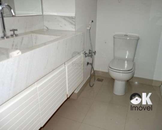 Imagem Apartamento com 4 Quartos à Venda, 251 m² em Vila Nova Conceição - São Paulo Imagem Apartamento com 4 Quartos à Venda, 251 m² em Vila Nova Conceição - São Paulo