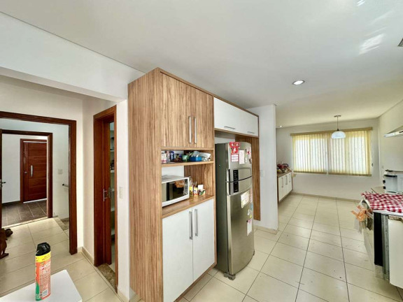 Imagem Casa com 4 Quartos à Venda, 400 m² em Golf Gardens - Carapicuíba Imagem Casa com 4 Quartos à Venda, 400 m² em Golf Gardens - Carapicuíba