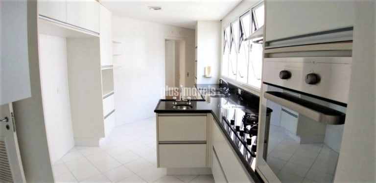 Imagem Apartamento com 4 Quartos à Venda, 261 m² em Panamby - São Paulo Imagem Apartamento com 4 Quartos à Venda, 261 m² em Panamby - São Paulo