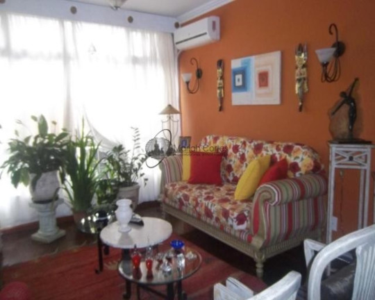 Imagem Imóvel com 4 Quartos à Venda, 120 m² em Icaraí - Niterói Imagem Imóvel com 4 Quartos à Venda, 120 m² em Icaraí - Niterói