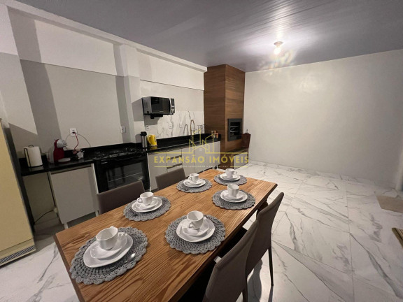 Imagem Casa com 2 Quartos à Venda, 360 m² em Praia De Fora - Palhoça Imagem Casa com 2 Quartos à Venda, 360 m² em Praia De Fora - Palhoça