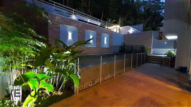 Imagem Casa com 4 Quartos à Venda, 360 m² em Quintas Do Ingaí - Santana De Parnaíba Imagem Casa com 4 Quartos à Venda, 360 m² em Quintas Do Ingaí - Santana De Parnaíba