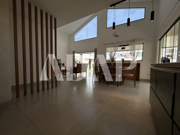 Imagem Casa com 3 Quartos à Venda, 167 m² em Vargem Pequena - Rio De Janeiro Imagem Casa com 3 Quartos à Venda, 167 m² em Vargem Pequena - Rio De Janeiro