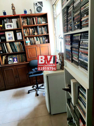 Imagem Casa com 4 Quartos à Venda, 367 m² em Vila Da Penha - Rio De Janeiro Imagem Casa com 4 Quartos à Venda, 367 m² em Vila Da Penha - Rio De Janeiro