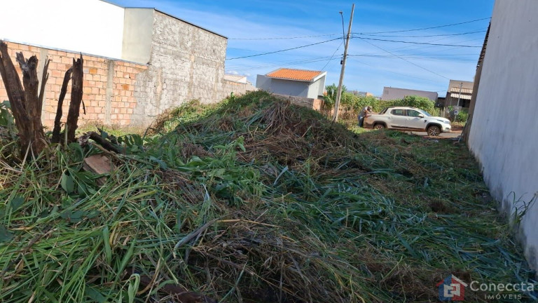 Terreno à Venda, 220 m² em Morada Da Serra - Patos De Minas
