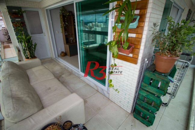 Imagem Apartamento com 3 Quartos à Venda, 127 m² em Gonzaga - Santos