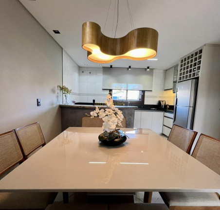 Imagem Imóvel com 3 Quartos à Venda, 137 m² em Centro - Xangri-lá