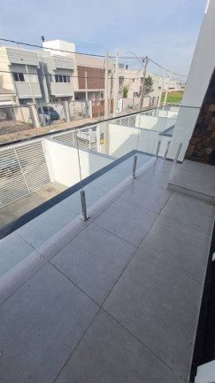 Imagem Sobrado com 3 Quartos à Venda, 124 m² em Mont Serrat - Canoas
