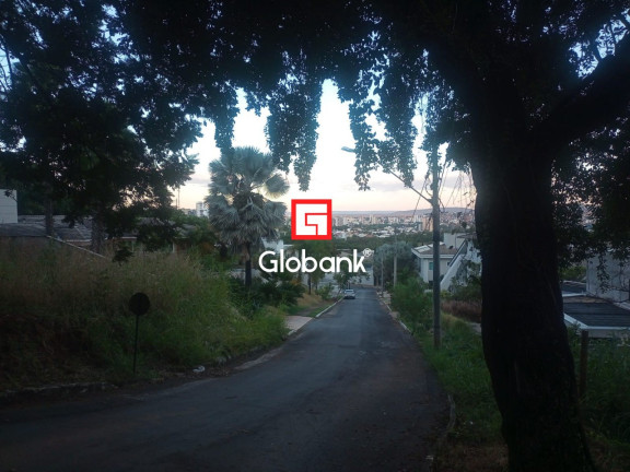 Imagem Terreno à Venda, 1.033 m² em Ibituruna - Montes Claros Imagem Terreno à Venda, 1.033 m² em Ibituruna - Montes Claros