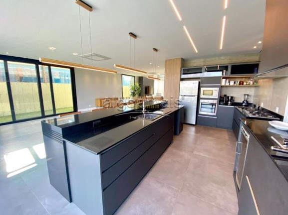 Imagem Casa com 5 Quartos à Venda, 430 m² em Condomínio Costa Serena - Capão Da Canoa Imagem Casa com 5 Quartos à Venda, 430 m² em Condomínio Costa Serena - Capão Da Canoa