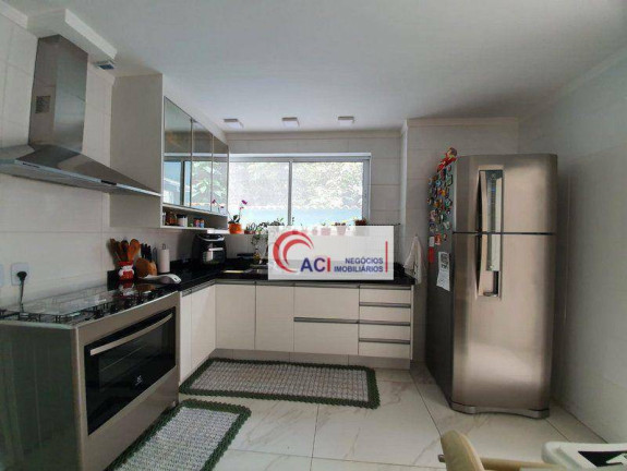 Imagem Casa com 3 Quartos à Venda ou Locação, 355 m² em Vila Verde - Itapevi