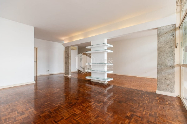 Imagem Apartamento com 2 Quartos à Venda, 140 m² em República - São Paulo