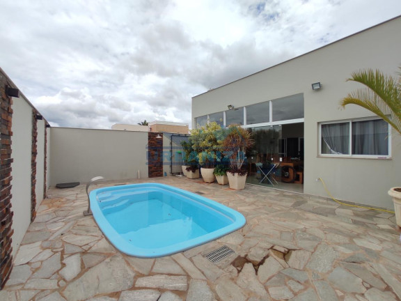 Imagem Casa com 3 Quartos à Venda, 182 m² em Condomínio San Marino - Birigui