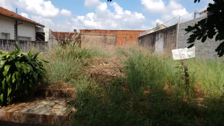 Terreno à Venda, 300 m² em Jardim Bela Vista - Bauru