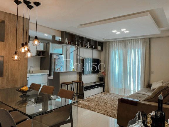 Imagem Apartamento com 2 Quartos à Venda, 90 m² em Centro - Camboriú