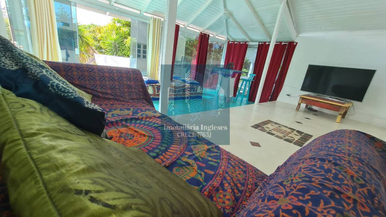 Imagem Casa com 10 Quartos à Venda, 700 m² em Lagoa Da Conceição - Florianópolis Imagem Casa com 10 Quartos à Venda, 700 m² em Lagoa Da Conceição - Florianópolis
