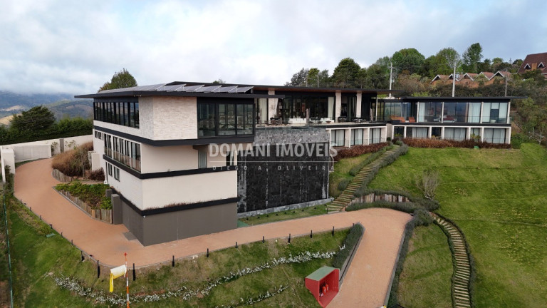 Imagem Casa com 11 Quartos à Venda, 2.460 m² em Região De Descansópolis - Campos Do Jordão Imagem Casa com 11 Quartos à Venda, 2.460 m² em Região De Descansópolis - Campos Do Jordão