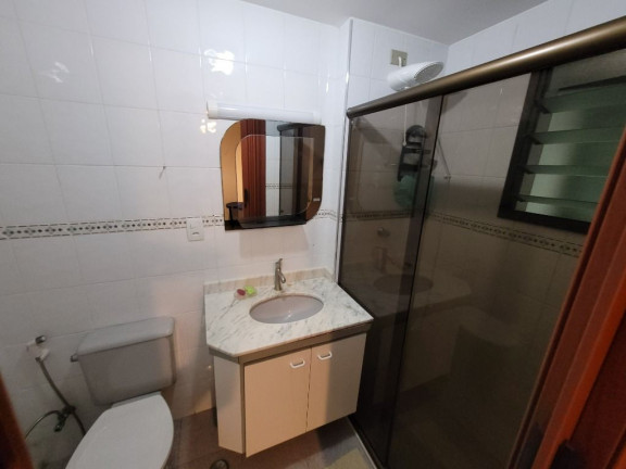 Imagem Apartamento com 2 Quartos à Venda, 72 m² em Tombo - Guarujá