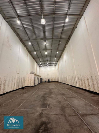 Galpão para Alugar, 550 m² em Vila Guilherme - São Paulo