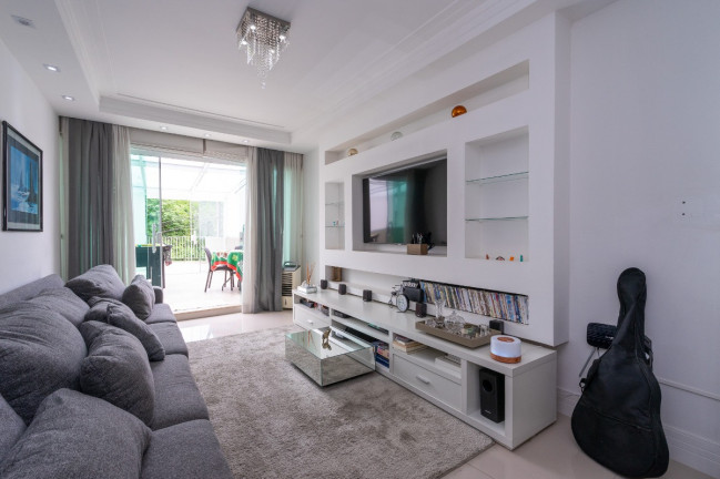 Imagem Casa com 3 Quartos à Venda, 130 m² em Vila Marari - São Paulo Imagem Casa com 3 Quartos à Venda, 130 m² em Vila Marari - São Paulo