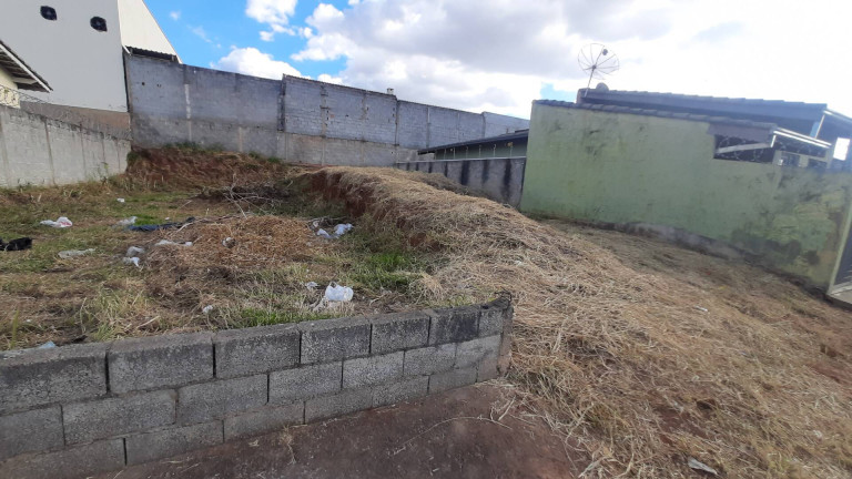 Imagem Terreno à Venda, 140 m² em Residencial Vem Viver - Bragança Paulista Imagem Terreno à Venda, 140 m² em Residencial Vem Viver - Bragança Paulista
