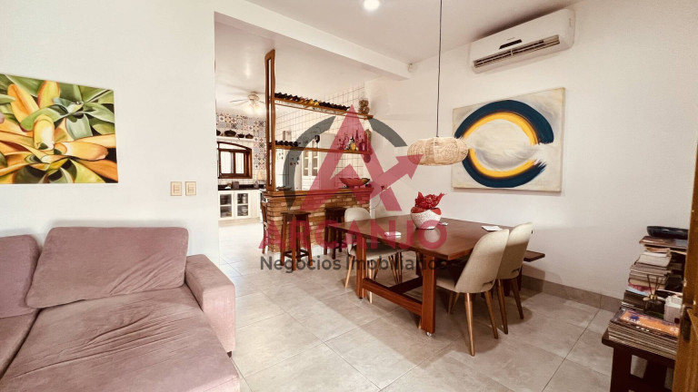 Imagem Casa com 3 Quartos à Venda, 130 m² em Mato Dentro - Ubatuba Imagem Casa com 3 Quartos à Venda, 130 m² em Mato Dentro - Ubatuba