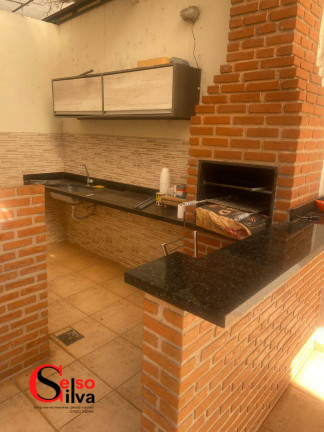 Imagem Casa com 3 Quartos à Venda, 380 m² em Zona 04 - Maringá