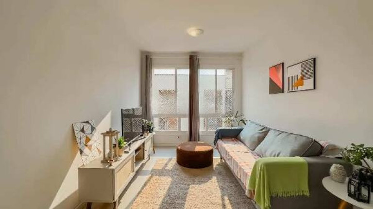 Apartamento com 2 Quartos à Venda, 73 m² em Porto Alegre