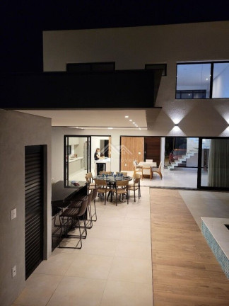 Imagem Casa com 3 Quartos à Venda, 293 m² em Alphaville - Votorantim