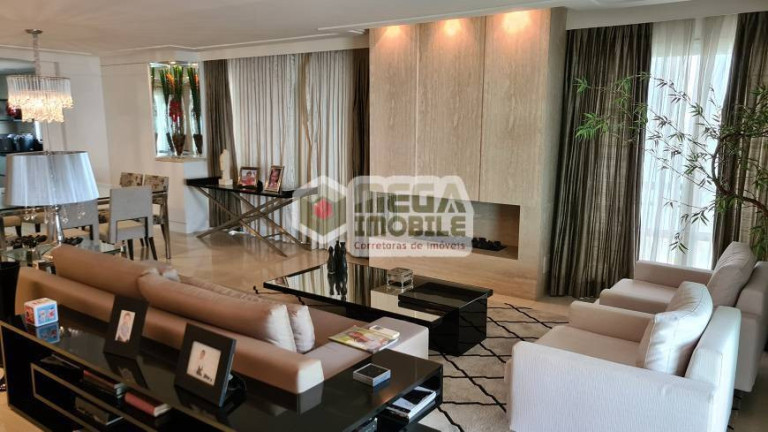 Imagem Apartamento com 4 Quartos à Venda, 260 m² em Centro - Florianópolis Imagem Apartamento com 4 Quartos à Venda, 260 m² em Centro - Florianópolis