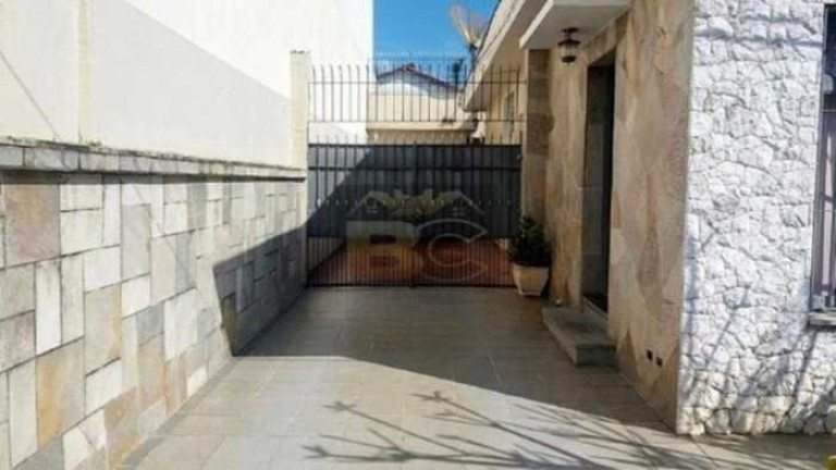 Imagem Casa com 3 Quartos à Venda, 138 m² em Indianópolis - São Paulo Imagem Casa com 3 Quartos à Venda, 138 m² em Indianópolis - São Paulo