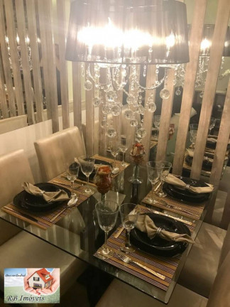 Apartamento com 2 Quartos à Venda ou Locação, 55 m² em Vila Curuçá - Santo André