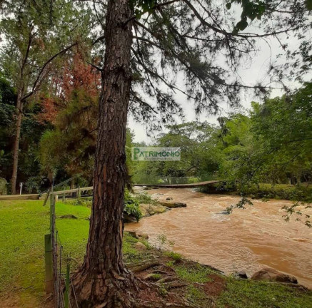 Imagem Casa com 4 Quartos à Venda, 250 m² em Alameda Dos Cambucis - Monte Alegre Do Sul Imagem Casa com 4 Quartos à Venda, 250 m² em Alameda Dos Cambucis - Monte Alegre Do Sul