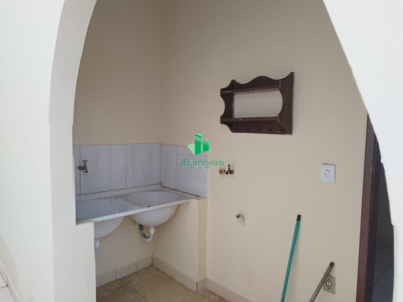 Imagem Casa com 4 Quartos para Alugar, 100 m² em Funcionarios - Montes Claros Imagem Casa com 4 Quartos para Alugar, 100 m² em Funcionarios - Montes Claros