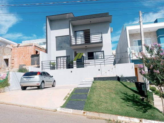 Imagem Casa com 3 Quartos à Venda, 171 m²