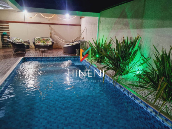 Casa com 3 Quartos à Venda,  em Atibaia
