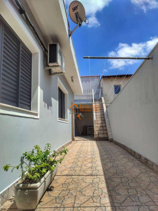 Imagem Casa com 3 Quartos à Venda, 219 m² em Jardim Santa Mena - Guarulhos Imagem Casa com 3 Quartos à Venda, 219 m² em Jardim Santa Mena - Guarulhos