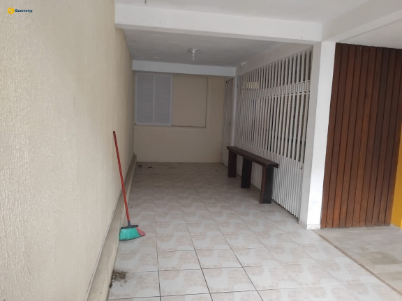 Imagem Casa com 3 Quartos à Venda, em Centro - Florianópolis Imagem Casa com 3 Quartos à Venda, em Centro - Florianópolis