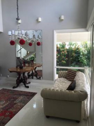Imagem Casa com 4 Quartos para Temporada, 650 m² em Jardim Novo Mundo - Jundiaí