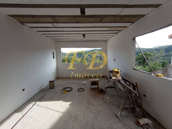 Imagem Casa com 3 Quartos à Venda, 250 m² em Mirante Da Mantiqueira - Mairiporã Imagem Casa com 3 Quartos à Venda, 250 m² em Mirante Da Mantiqueira - Mairiporã