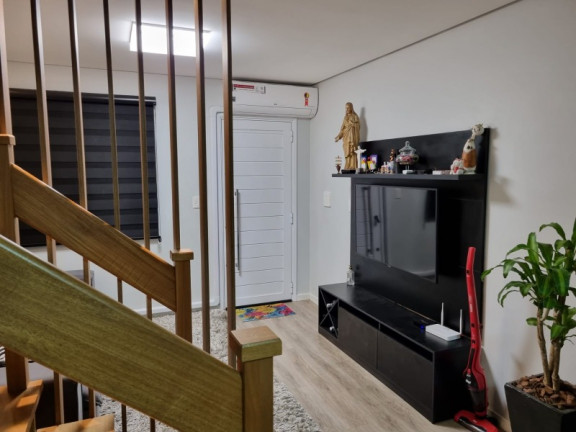 Imagem Sobrado com 2 Quartos à Venda, 120 m² em Nossa Senhora Da Saúde - Caxias Do Sul Imagem Sobrado com 2 Quartos à Venda, 120 m² em Nossa Senhora Da Saúde - Caxias Do Sul