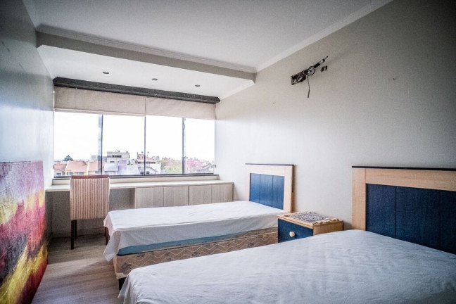 Imagem Cobertura com 3 Quartos à Venda, 255 m² em Jardim Itu - Porto Alegre