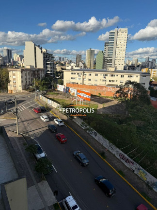 Imagem Imóvel com 1 Quarto à Venda, 47 m² em Rio Branco - Caxias Do Sul Imagem Imóvel com 1 Quarto à Venda, 47 m² em Rio Branco - Caxias Do Sul