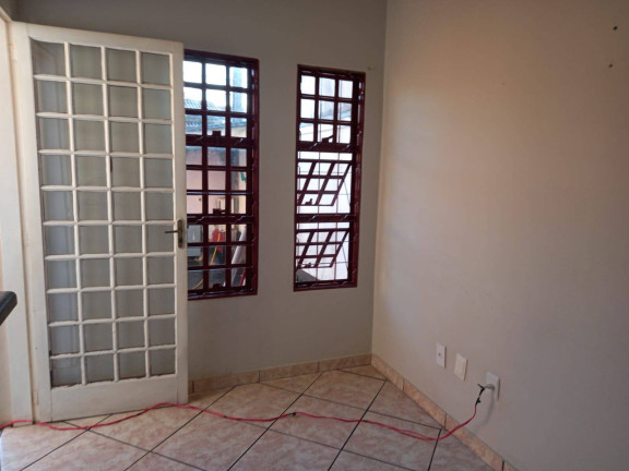 Imagem Casa com 2 Quartos à Venda, em Jardim Santa Esmeralda - Sorocaba Imagem Casa com 2 Quartos à Venda, em Jardim Santa Esmeralda - Sorocaba