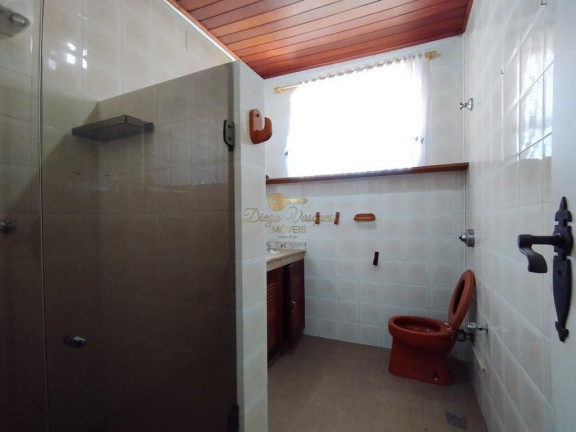 Imagem Casa com 4 Quartos à Venda, 177 m² em Agriões - Teresópolis