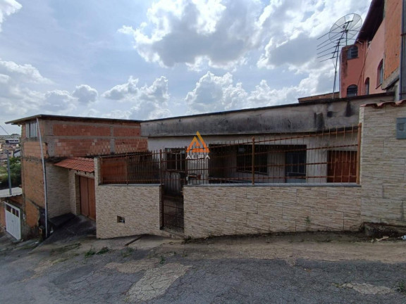 Casa com 3 Quartos à Venda, 69 m²